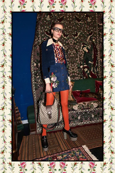 Look 32